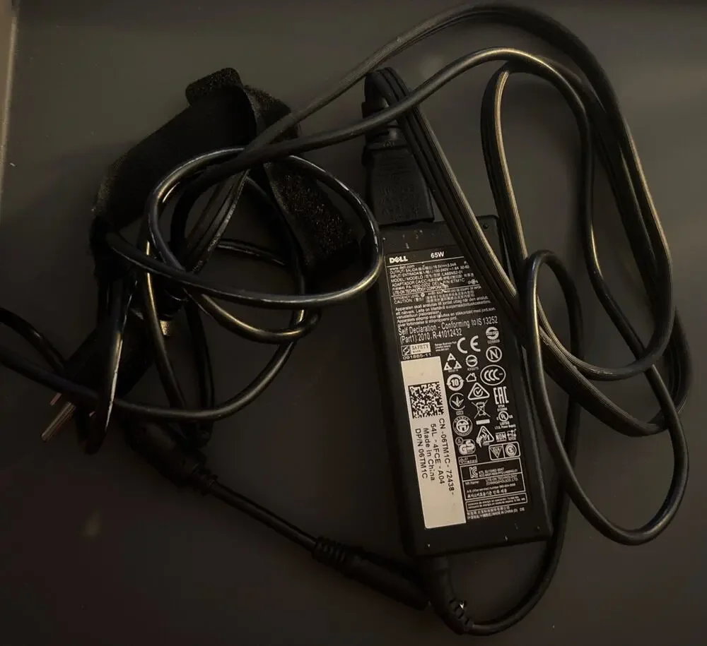 DELL AC Adapter Model LA65NS2-01